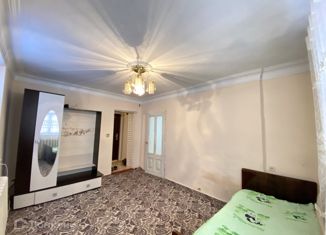 Продам 2-ком. квартиру, 39.5 м2, Нальчик, улица Крылова, 19, район Стрелка