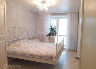 Продаю 4-ком. квартиру, 75.4 м2, Бердск, микрорайон Северный, 20