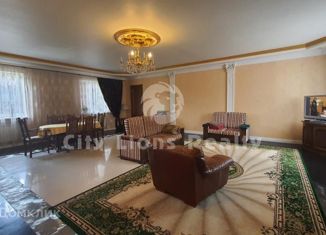 Сдам в аренду дом, 300 м2, деревня Мишуткино, Парковая улица