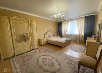 Продаю трехкомнатную квартиру, 111.2 м2, Карачаево-Черкесия, Короткий переулок, 4