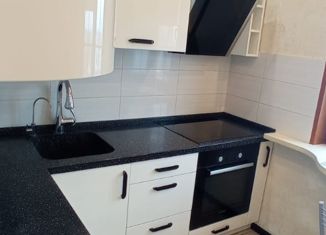 Продажа 3-ком. квартиры, 64 м2, Москва, Подольская улица, 17, Подольская улица