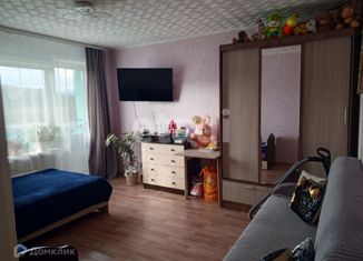 Продается 1-комнатная квартира, 32.7 м2, Красноярский край, Октябрьская улица, 198