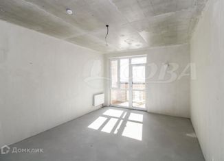 Продаю однокомнатную квартиру, 30 м2, Тюмень, ЖК Салют, 2-я Луговая улица, 24к1