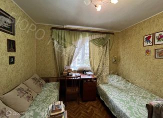 Продажа 2-комнатной квартиры, 51 м2, Балашов, улица Строителей, 6