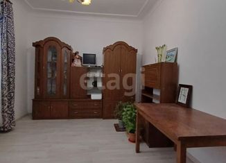 Продаю однокомнатную квартиру, 30 м2, Симферополь, Красногвардейская улица, 4, Железнодорожный район