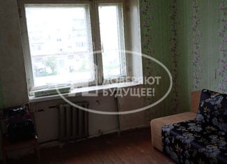 Продается комната, 13 м2, Соликамск, улица 20-летия Победы, 190
