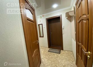 Двухкомнатная квартира на продажу, 43.7 м2, Нижнекамск, проспект Химиков, 58А