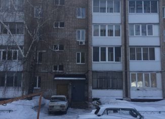 Продаю 2-ком. квартиру, 49.7 м2, Жигулёвск, улица Никитина, 15
