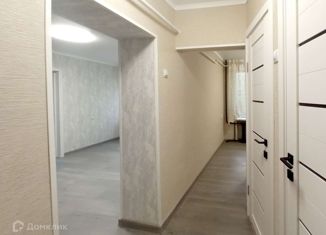 Продам 2-комнатную квартиру, 36.1 м2, Абинск, Комсомольский проспект, 95