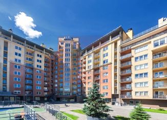 Продается 4-комнатная квартира, 149.6 м2, Калининград, Красная улица, 63А, Центральный район