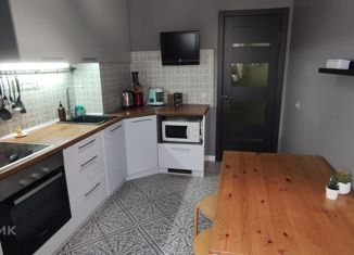 Продается 2-комнатная квартира, 61.1 м2, Краснодар, улица имени 40-летия Победы, 137, ЖК Легенда