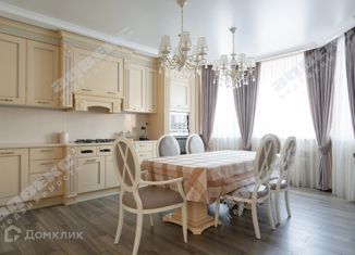 Продам таунхаус, 124 м2, городской посёлок Кузьмоловский, Кедровый проезд, 14