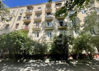 Продажа 2-ком. квартиры, 55.6 м2, Москва, Малый Лёвшинский переулок, 6-8, метро Кропоткинская