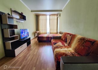 2-ком. квартира на продажу, 61.9 м2, село Кабардинка, улица Мира, 15