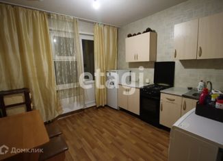 Сдается 2-комнатная квартира, 62 м2, Красноярский край, улица Карамзина, 21