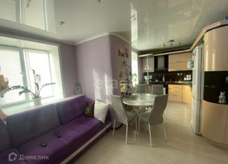 Продаю 4-комнатную квартиру, 95.3 м2, Зеленодольск, улица Комарова, 24