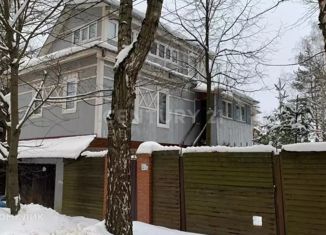 Продам дом, 270 м2, село Юдино, Октябрьская улица, 2