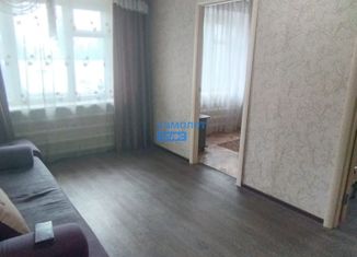 Продаю 4-комнатную квартиру, 61.9 м2, Бийск, улица имени Героя Советского Союза Васильева, 9