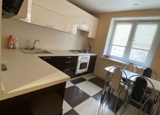 Продаю 3-комнатную квартиру, 86.69 м2, Нижний Новгород, улица Буревестника, 11, улица Буревестника