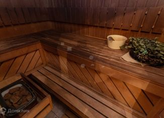 Продается 3-ком. квартира, 79.4 м2, Павловск, Конюшенная улица, 16/13