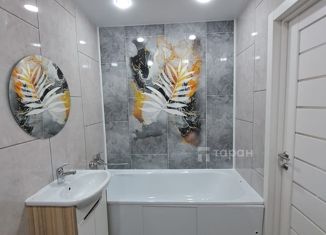 Продаю 1-ком. квартиру, 40.3 м2, Копейск, проспект Ильича, 9