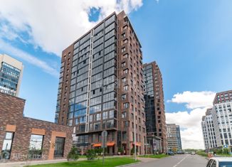 Продается 3-комнатная квартира, 90.4 м2, Татарстан, улица Алексея Козина, 1