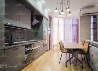 Сдается в аренду 1-ком. квартира, 45.5 м2, Ставрополь, улица Спартака, 2, микрорайон №3