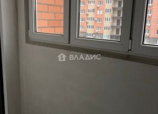 Продам 2-комнатную квартиру, 62 м2, Краснодар, улица имени Героя Георгия Бочарникова, 14, микрорайон Губернский