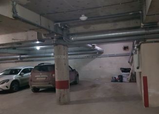 Подземный гараж с лифтом в частном доме