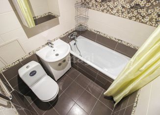 Продается 3-ком. квартира, 42.3 м2, Барнаул, улица Глушкова, 3