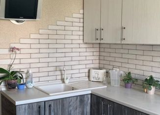 Продам трехкомнатную квартиру, 69 м2, Владимир, Юбилейная улица, 32, район Доброе