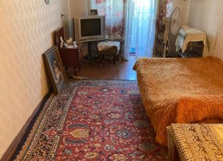 Продаю 2-ком. квартиру, 46 м2, поселок городского типа Мирный, проспект Мира, 4