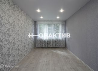 Продажа 2-ком. квартиры, 43.2 м2, Бердск, улица Карла Маркса, 56