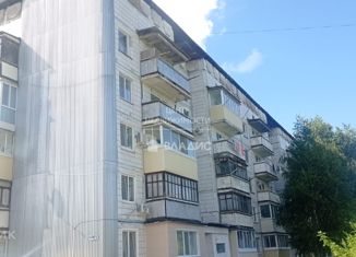 Продается 2-ком. квартира, 53.2 м2, село Чугуевка, улица Титова, 63