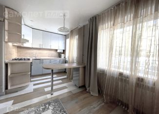 Продам 3-ком. квартиру, 54.7 м2, Нижний Новгород, проспект Гагарина, 94, проспект Гагарина