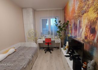 Продаю двухкомнатную квартиру, 50.1 м2, Ревда, улица Интернационалистов, 40