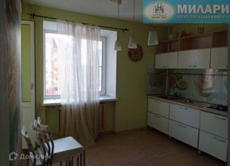 Сдается в аренду однокомнатная квартира, 42 м2, Вологодская область, улица Чернышевского, 118В