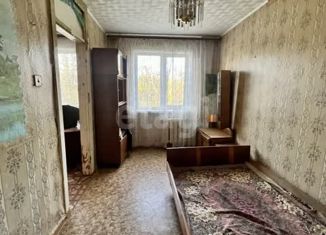 Продается 2-комнатная квартира, 46.1 м2, Артём, улица Ленина, 5/1