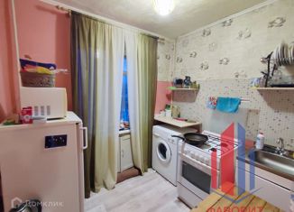 Продаю 2-ком. квартиру, 45.3 м2, Волгоград, улица Дымченко, 14, Центральный район