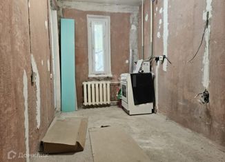 Продаю 2-ком. квартиру, 49.6 м2, Севастополь, улица Генерала Мельника, 9