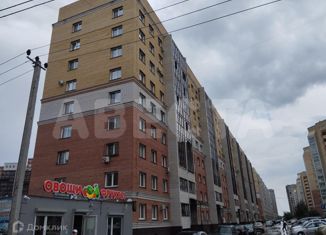 Продам двухкомнатную квартиру, 56 м2, Омск, улица Крупской, 14к1