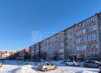 Продажа трехкомнатной квартиры, 56 м2, Ялуторовск, улица Революции, 133