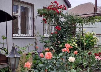 Продаю дом, 210 м2, Ставрополь, микрорайон № 8, улица Тельмана, 99