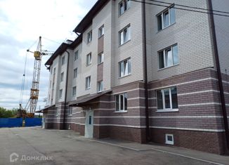 Продам 3-ком. квартиру, 67.2 м2, Кстово, улица Герцена, 6