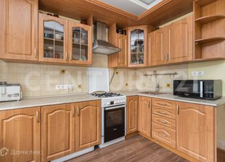 Продаю 2-комнатную квартиру, 55.1 м2, Москва, Ленинский проспект, 71, метро Университет