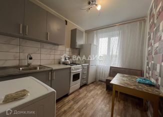 Трехкомнатная квартира в аренду, 64 м2, Саратовская область, Комсомольская улица, 1