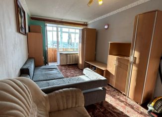 Сдача в аренду 1-ком. квартиры, 40 м2, Чебаркуль, улица 9 Мая, 36