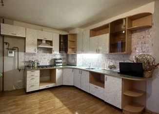 Продается 3-комнатная квартира, 108.5 м2, Ухта, проспект Космонавтов, 2А