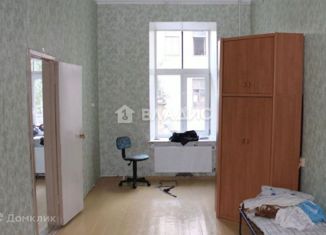 Продается 4-комнатная квартира, 98.2 м2, Санкт-Петербург, 10-я линия Васильевского острова, 15Б, муниципальный округ № 7