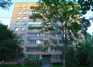 Продам 2-ком. квартиру, 49.2 м2, Москва, улица Уткина, 45А